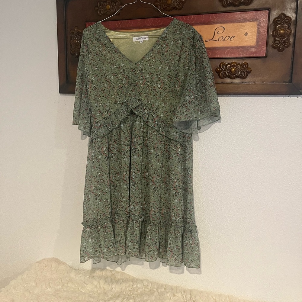 Many dress green